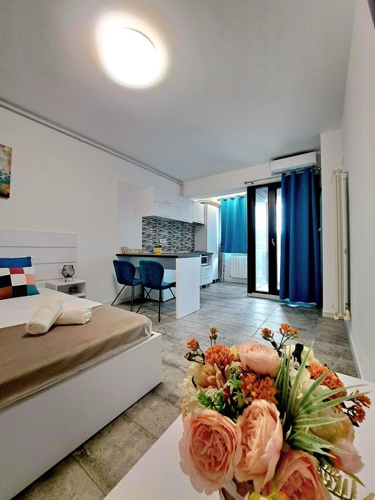 Jolie Studios & Apartments Eforie Nord Exterior photo